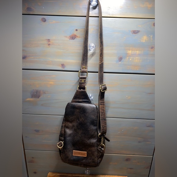 Cowhide Sling Bag - Picture 4 of 6